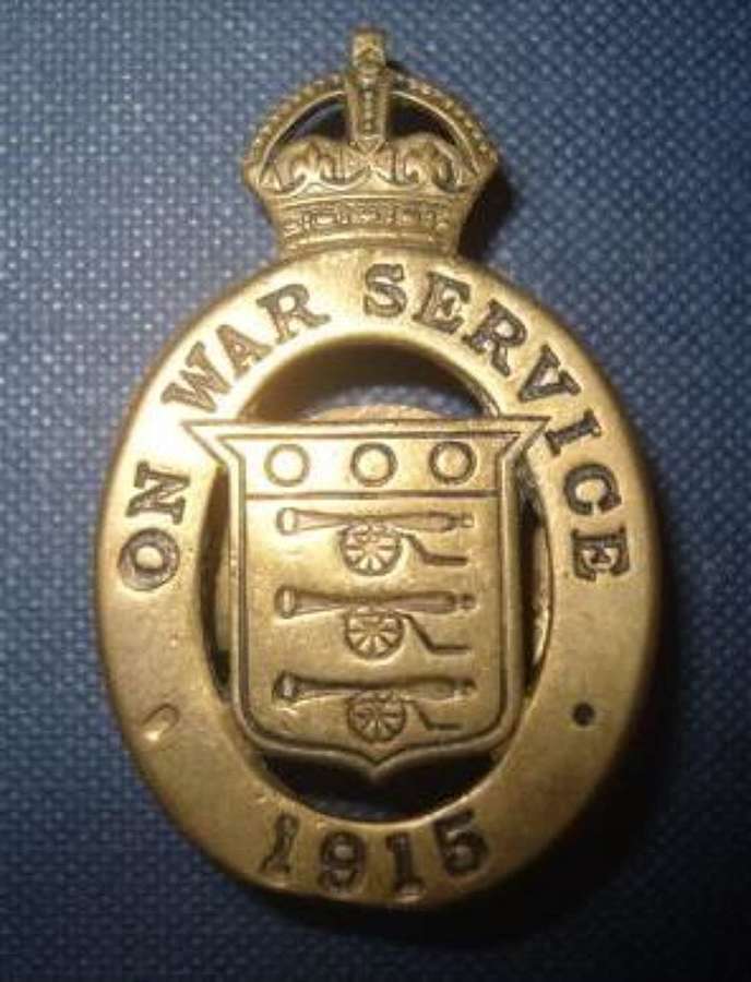 Civilian WW1 Brass 1915 War Service badge
