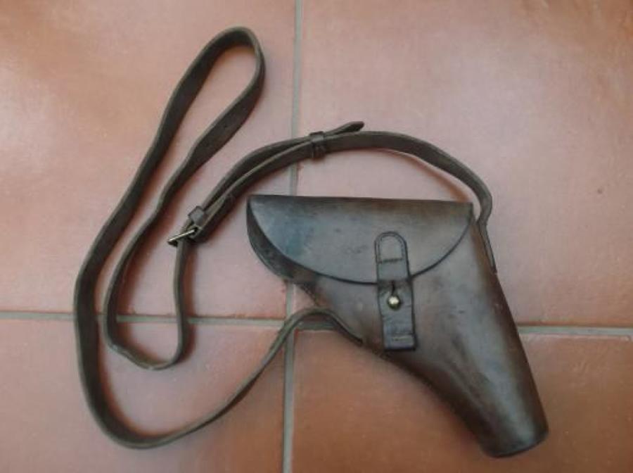 WW1 British Leather Flare Holster and Shoulder Belt