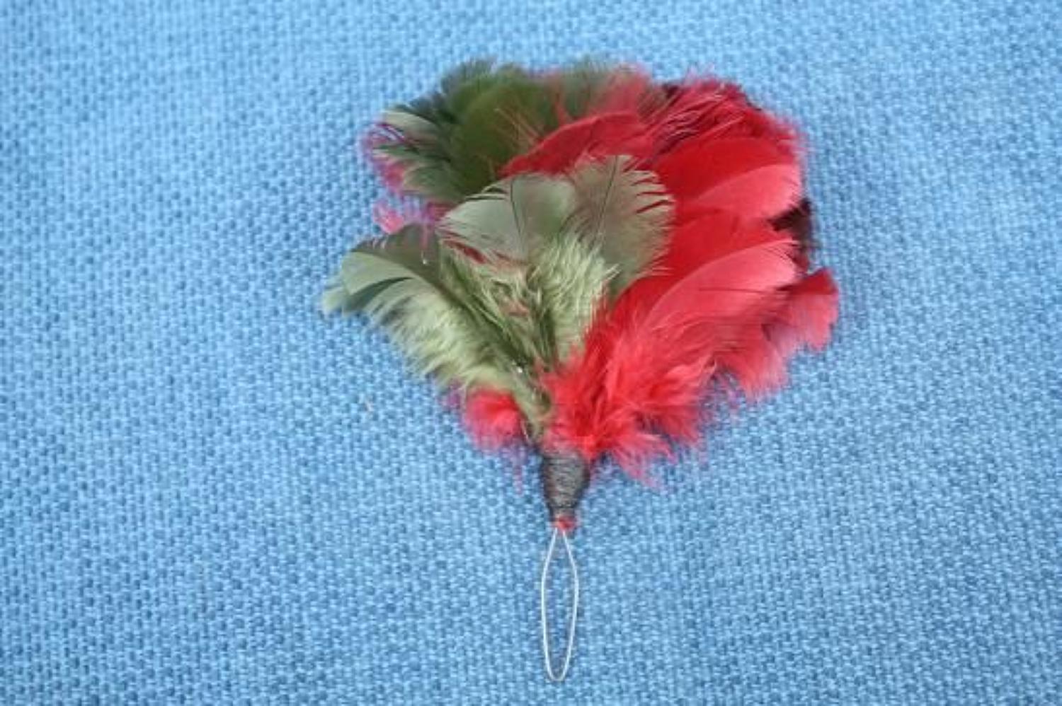 Royal Tank Regiment brown, red and green hackle / feather plume.