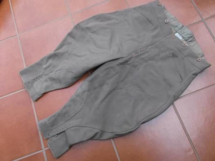 Good WW2 1941 dated cord breeches to a Cameronians Officer.