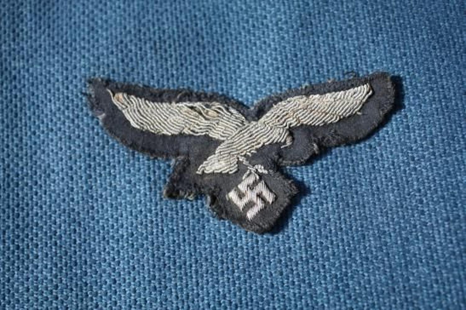 WW2 German Luftwaffe eagle silver wire cap badge