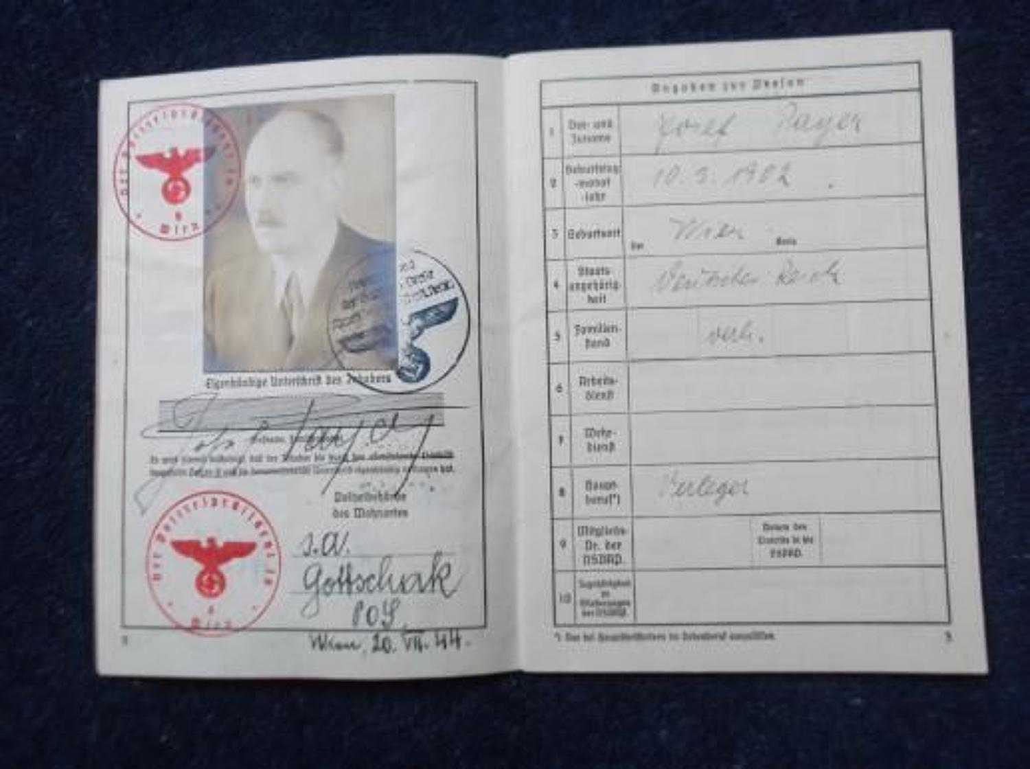 WW2 Nazi German 'Schriftleiter Ausweis' 1943/44 to Josef Payer