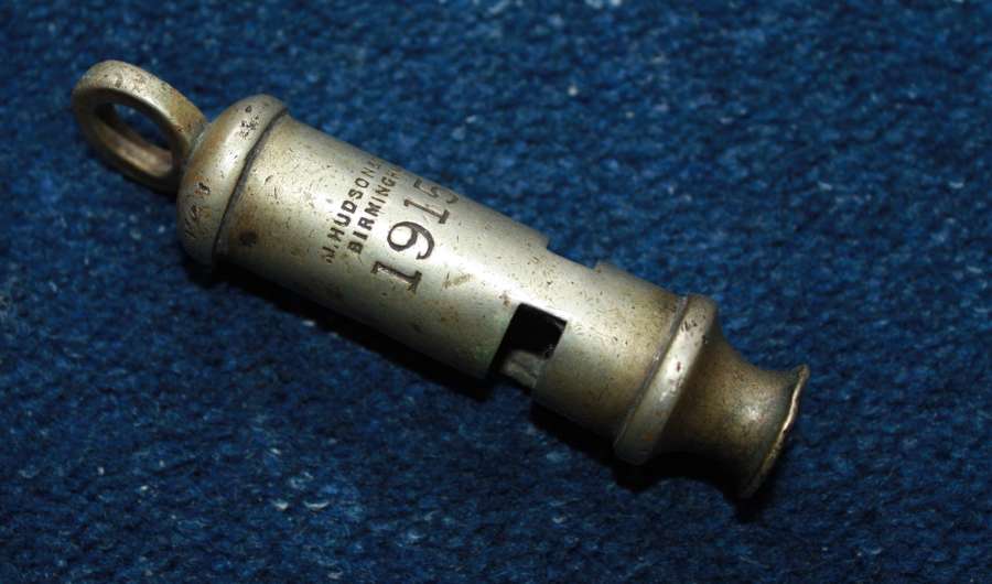 WW1 BRITISH ARMY OFFICERS WHISTLE DATED 1915