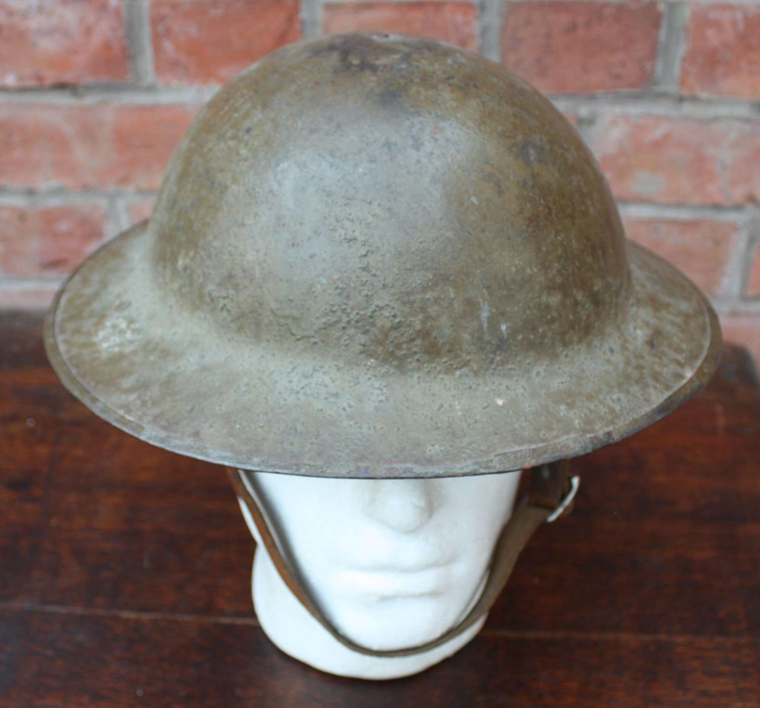 WW1 British Brodie Steel Helmet. HS 389.