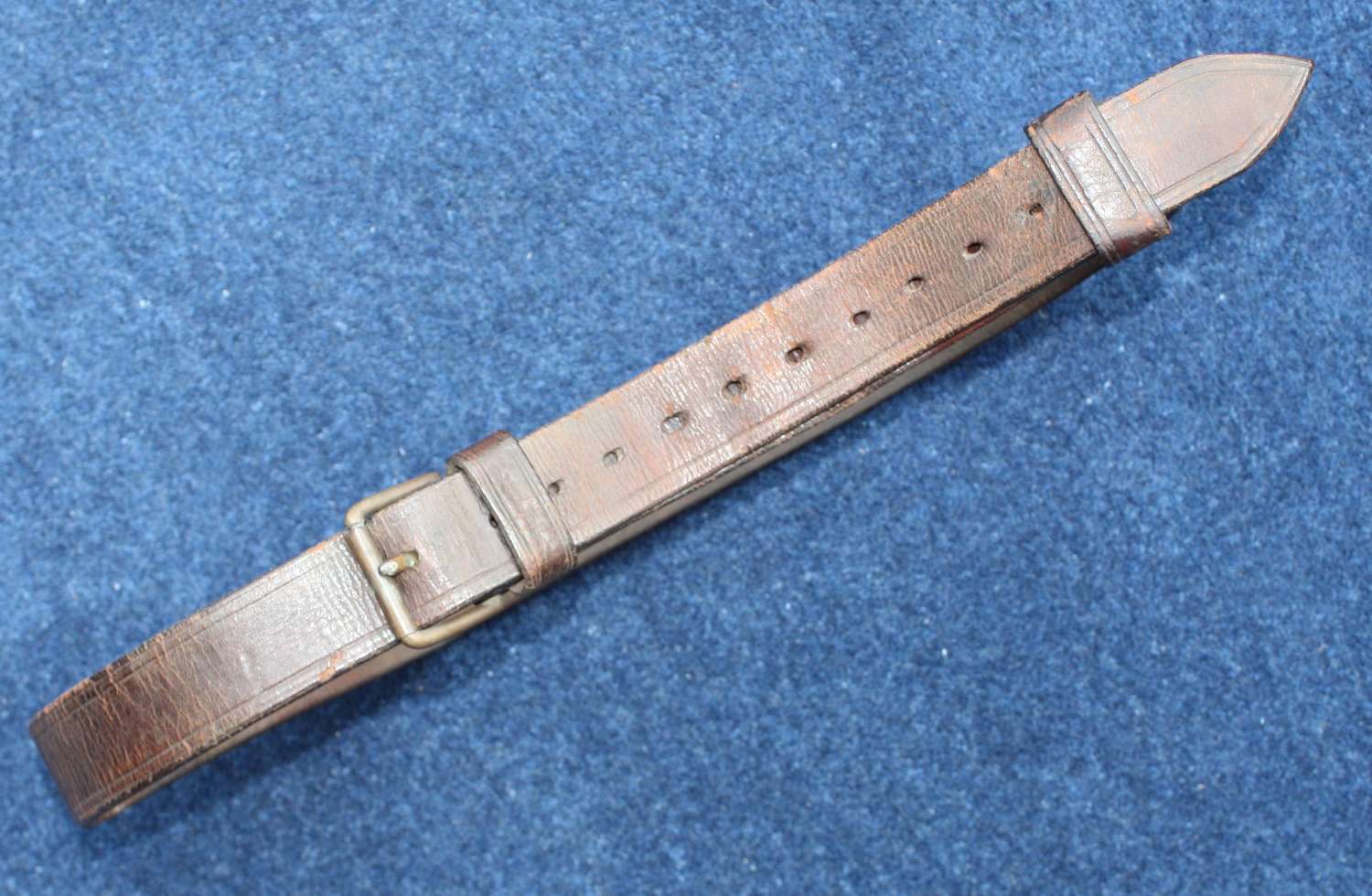 Vintage Boer War British & Empire Army leather belt.