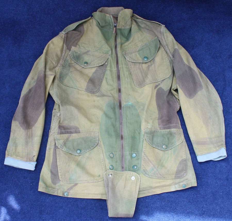 Post WW2 British Denison Smock worn by Parachutists & Special Forces