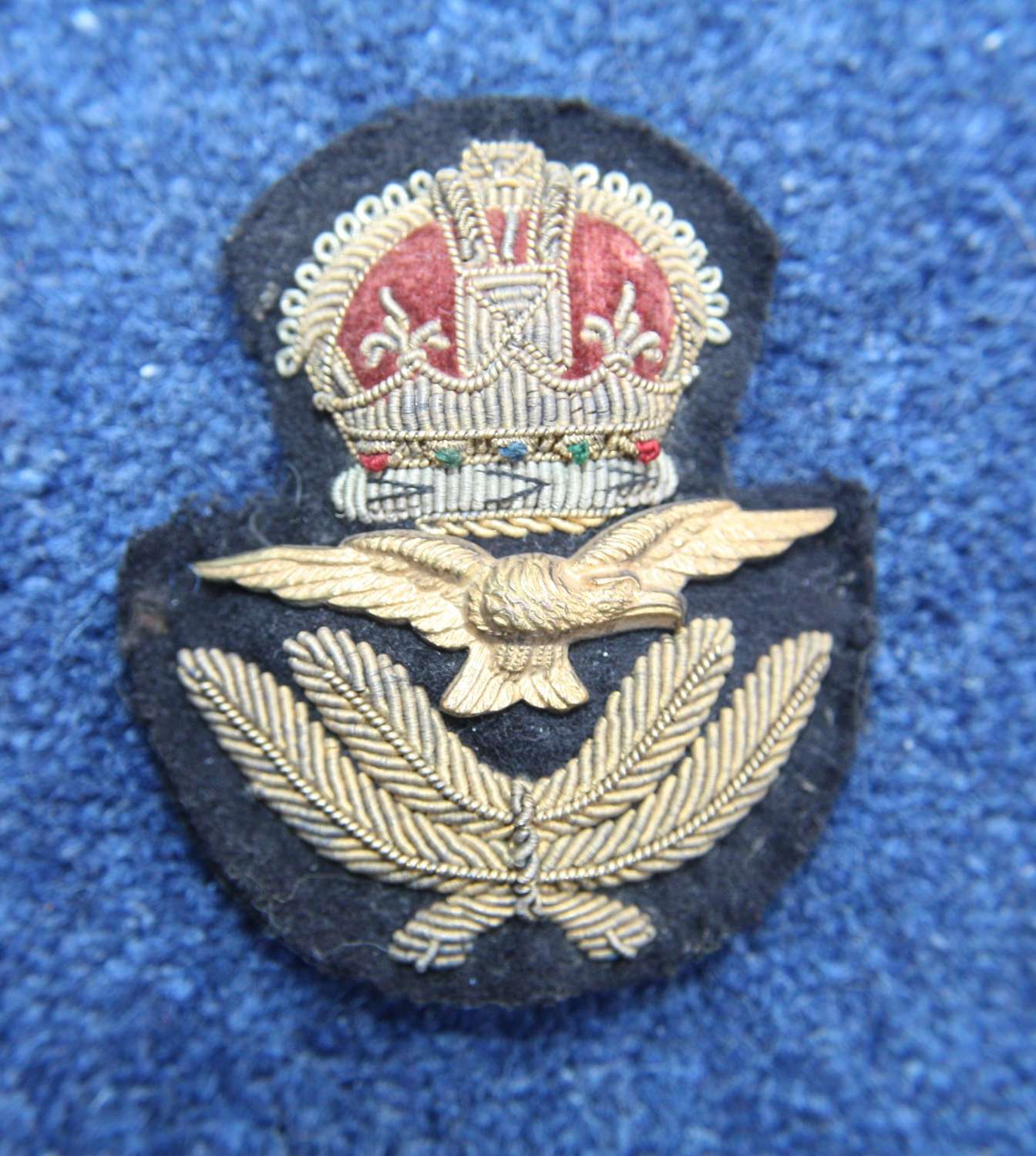 WW2  RAF Officer’s Bullion Cap Badge.