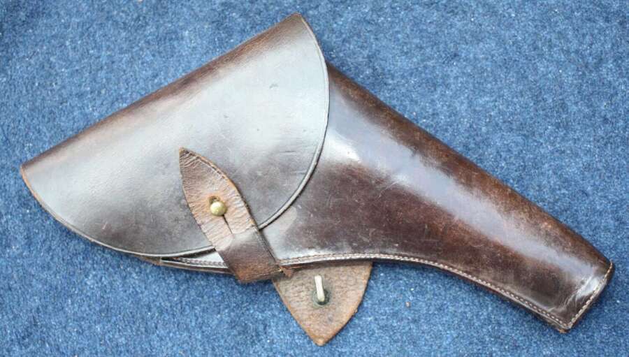 WW1 British Army Leather Officers Holster. In very good condition. All complete