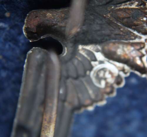 WW2 German army uniform (tunic or cap) bronze Eagle badge
