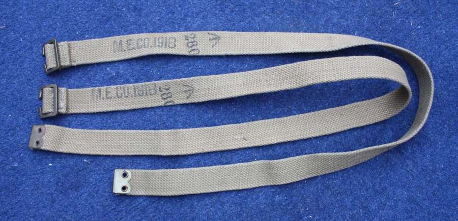 WW1 1906 pattern British Army matching pair of 1918 dated webbing braces.